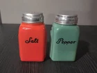 Vintage McKee Salt & Pepper Roman Arch Glass Range Shakers Red Green
