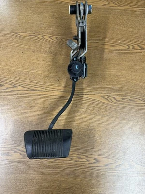 2009-2012 Dodge Ram 1500 Brake Pedal Lever Assembly OEM - Image 1 of 4