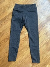 Nike Dri Fit Women’s Leopard Leggings Medium, Black, Workout, Fashion, Yoga