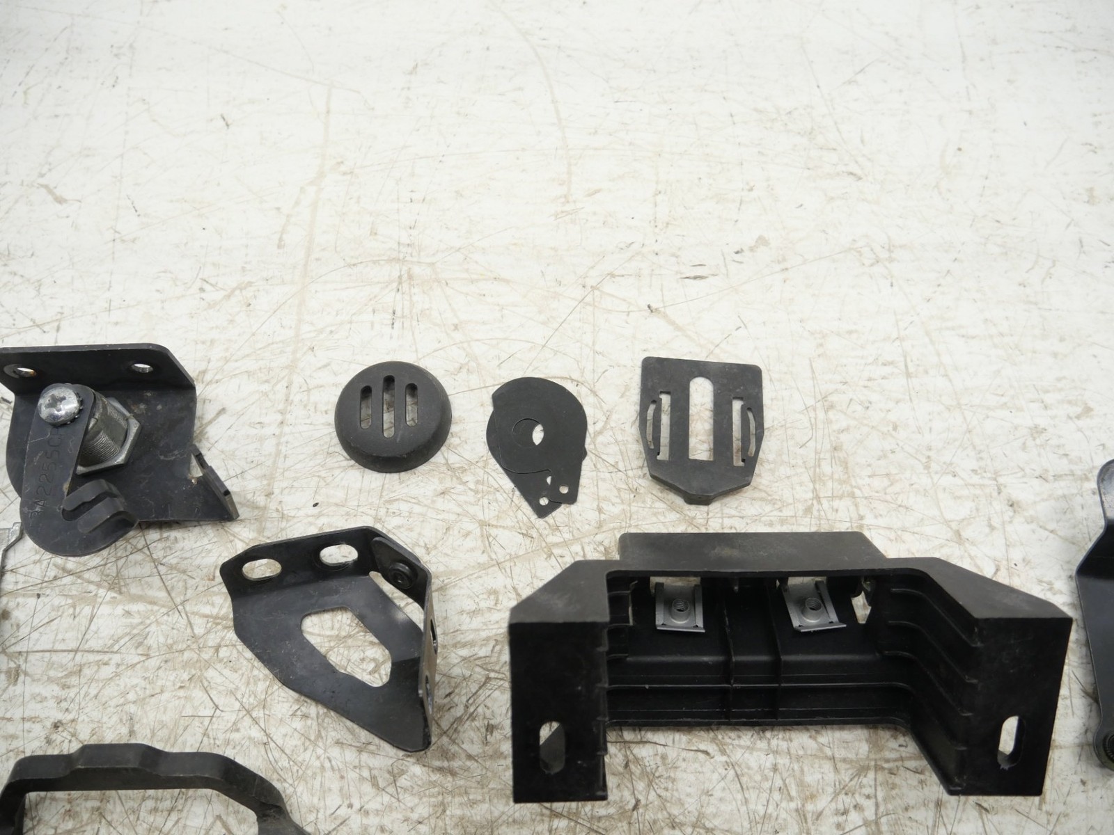2020-2023 McLaren GT Misc Bracket Support Brace Hardware 11N017993CP OEM