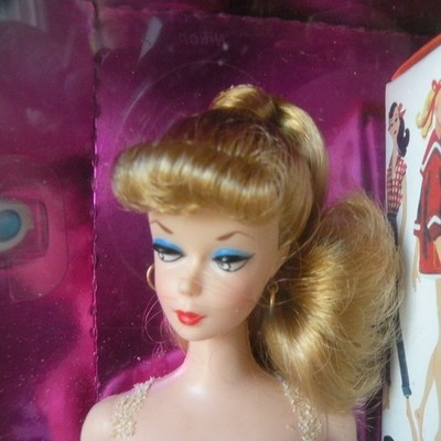 Barbie❤︎2000年限定 35th Anniversary Barbie 1959 Barbie Doll & Package Special Edition