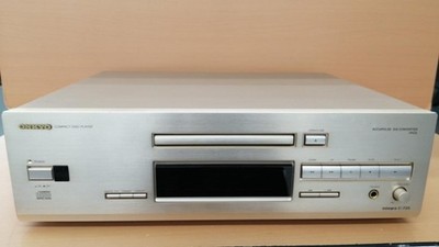 ONKYO INTEGRA C-725 Premium CD Player Dual NPC 1-Bit DAC Japan