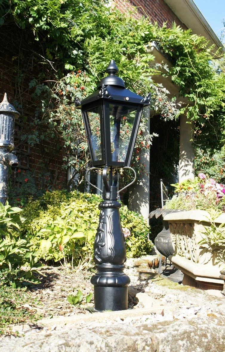 Garden 2024 tall lights