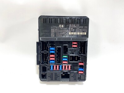 17-23 INFINITI Q50 Q60 ENGINE BAY POWER SUPPLY FUSE RELAY BOX MODULE OEM