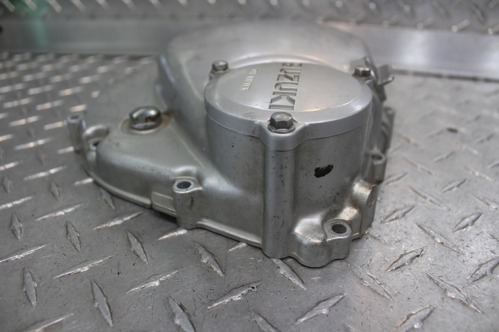 1982 SUZUKI SP250 CLUTCH SIDE ENGINE MOTOR COVER 1134038240 eBay