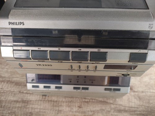 Philips VR 2220/2120 - Video2000 player/recorder - VCC - DEFECT/Parts/Repair - Afbeelding 2 van 9