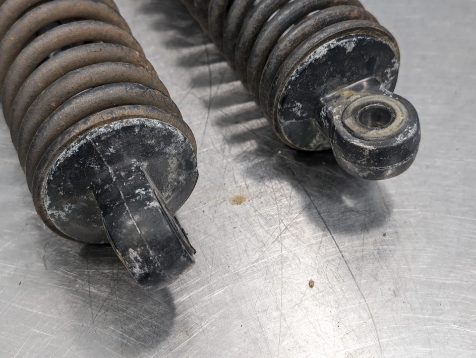 Juego de bobinas de amortiguador trasero OEM SUZUKI GS650E 1981-1982 62100-34520 Foto 4 de 4