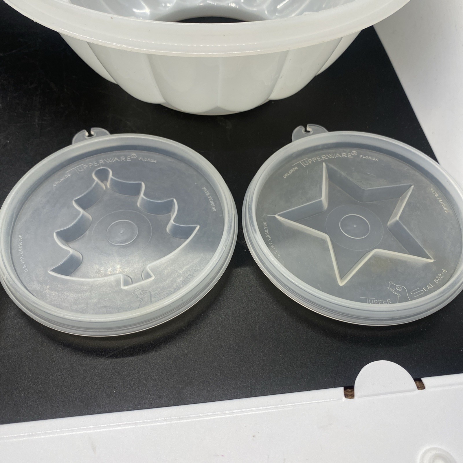 Vtg Tupperware Jello Mold Classic Jel-N-Serve 617 + 4 Designs, Seal, Platter (7)