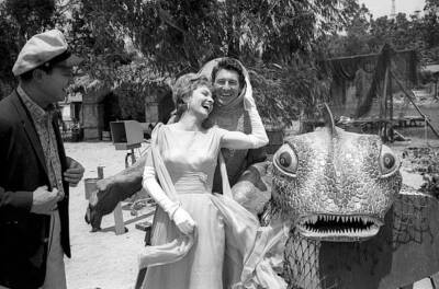 THE OUTER LIMITS Old TV photo Tourist Attraction 1963 Ralph Meeker Janet Blair 2