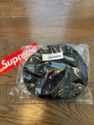 SUPREME KANGOL BERMUDA 504 CHAPEAU logo couleur NOIR taille XLARGE articles de mode homme