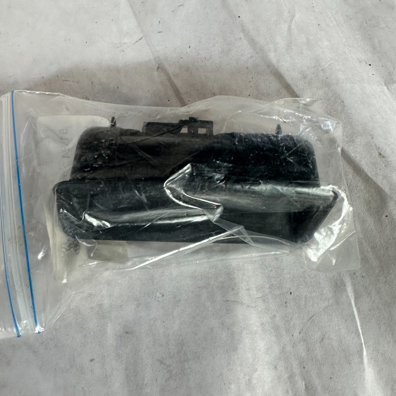 BMW X6 X1 E88 E90 E61 E70 E71 Trunk Release Push Button Switch 51247118158 NEW eBay