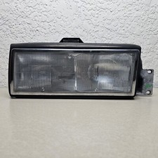 1989-1990 Cadillac SDV FWD Fleetwood RIGHT Side Headlight Assembly PN#16509760