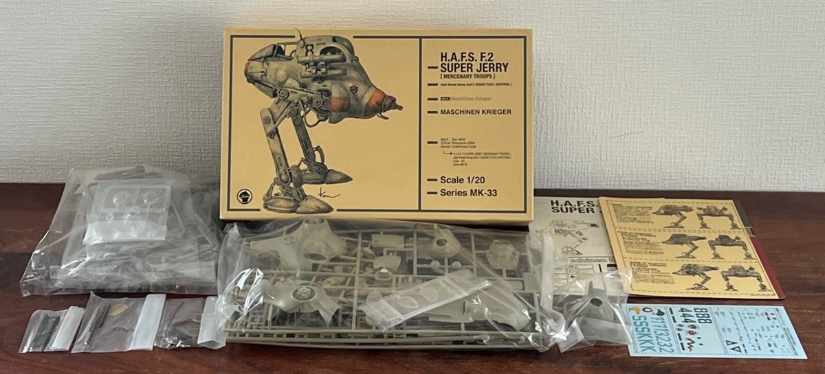 WAVE Ma.K H.A.F.S. F.2 Super Jerry MK-33 SF3D 1/20 Model Kit WAVE Ma.K H.A.F.S. F.2 Super Jerry MK-33 SF3D 1/20 Model Kit