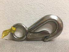Campbell T7631604 34 In. D X 4 In. L Polished Steel Snap Hook 400 Lb