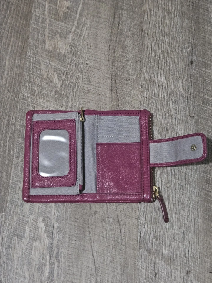 Cartera de cuero fósil mini multifunción púrpura/rojo  Foto 4 de 4