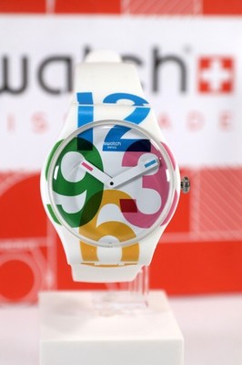 Limited Swatch SWISS Made WHITE COLORED NUMBERS SUOW117 New Gent 41MM Oversize N
