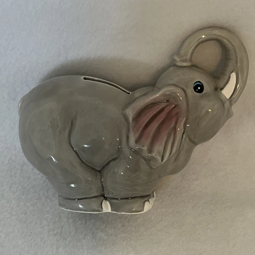 Vintage UCGC Taiwan Elephant Bank - Picture 5 of 9