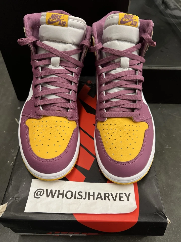 Air Jordan 1 Retro Alto OG Hermandad Talla 12 Dorado Burdeos Blanco 555088-706 Foto 2 de 4