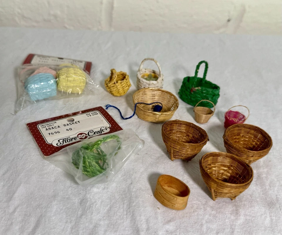 LOT of 14 Dollhouse Woven Baskets Primitive Farmhouse VTG Miniature Decor 1:12 - Image 3 of 4