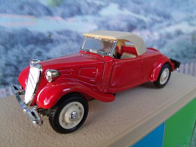 1/43 Eligor (France)  Citroen traction cabriolet 1938