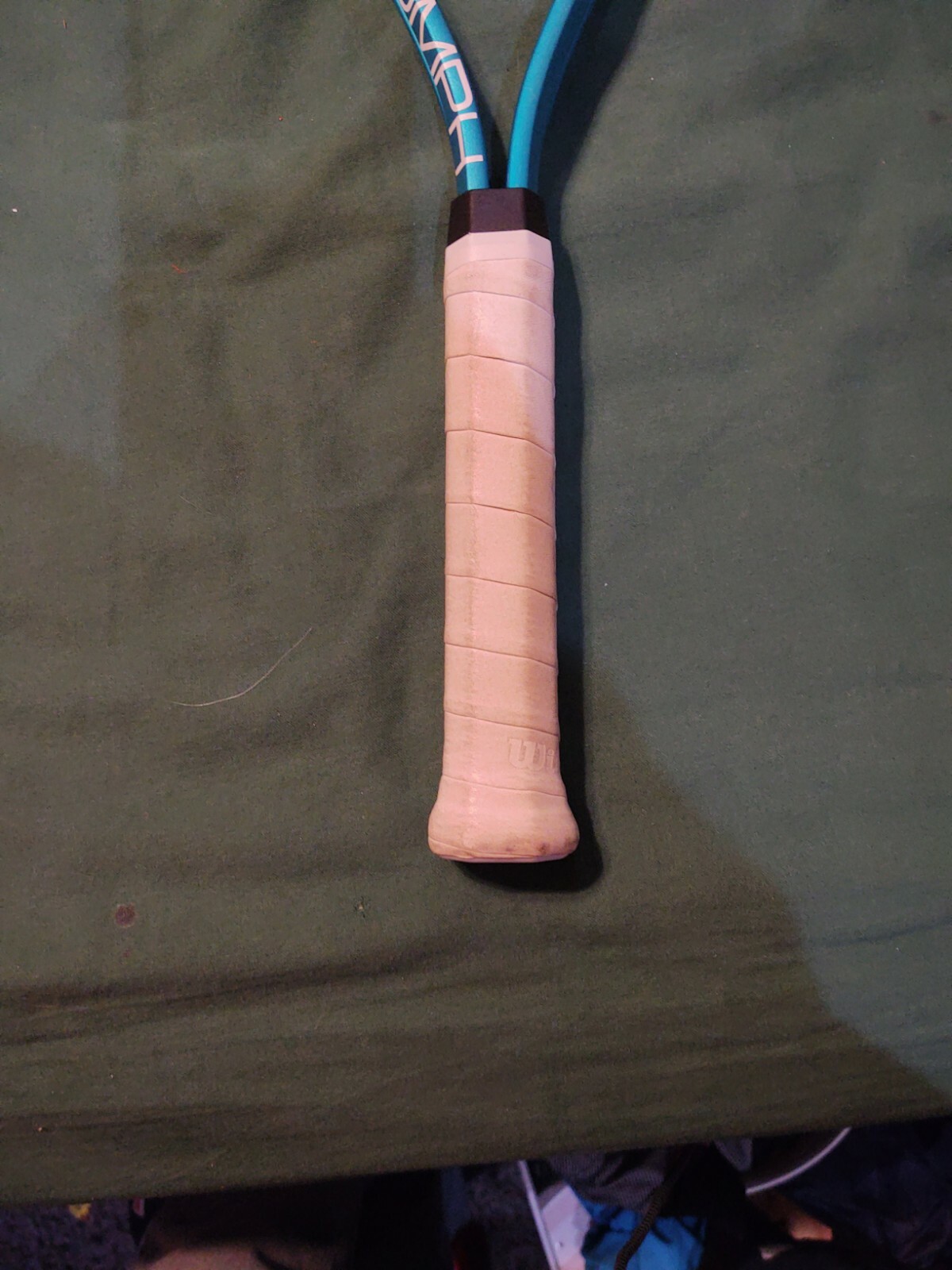 WILSON TRIUMPH L2 4 1/4 BLUE TENNIS RACQUET RACKET 