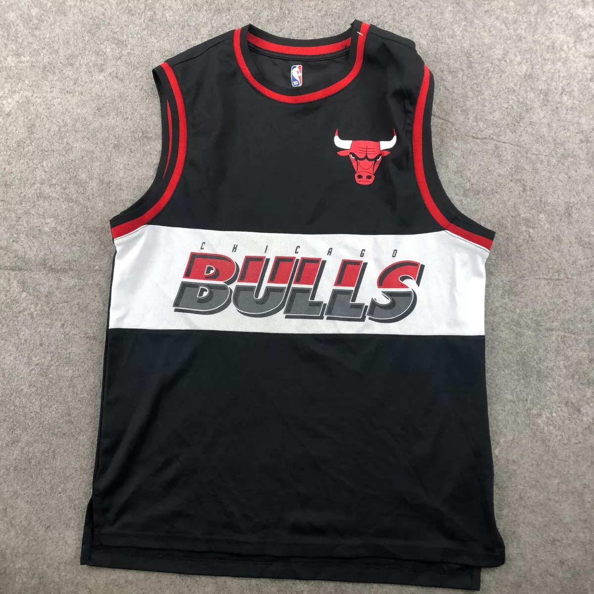 black and red chicago bulls jersey