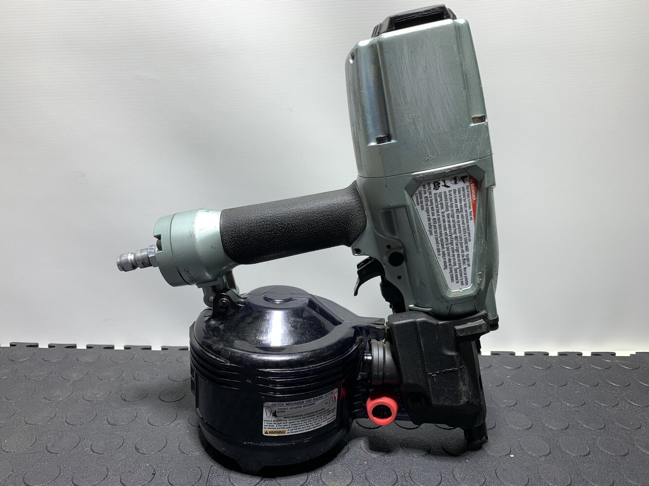 METABO (NV75A5) Siding/Light Framing (Sheathing) Coil Nailer (TESTED