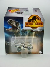 Hot Wheels Character Cars Jurassic World Velociraptor Beta 4/6 Dinosaur GRM80