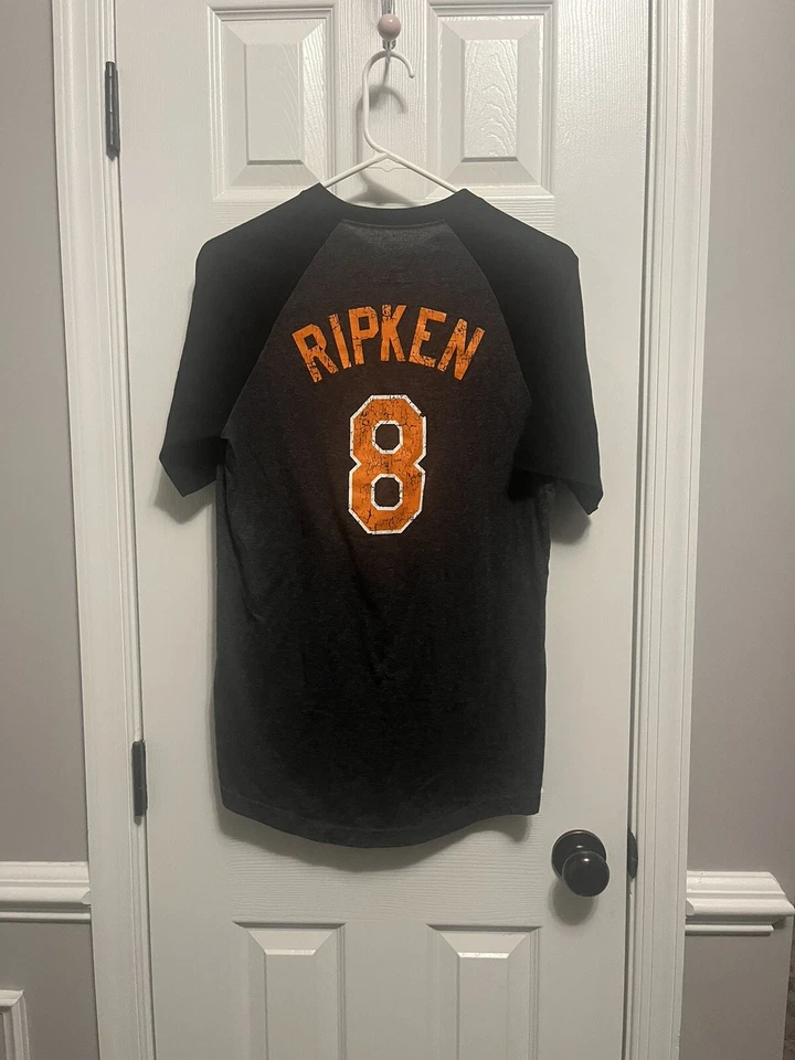 Camiseta De Colección Negra Baltimore Orioles Coleccionistas Cal Ripken 8 Hombres Pequeña Foto 2 de 3