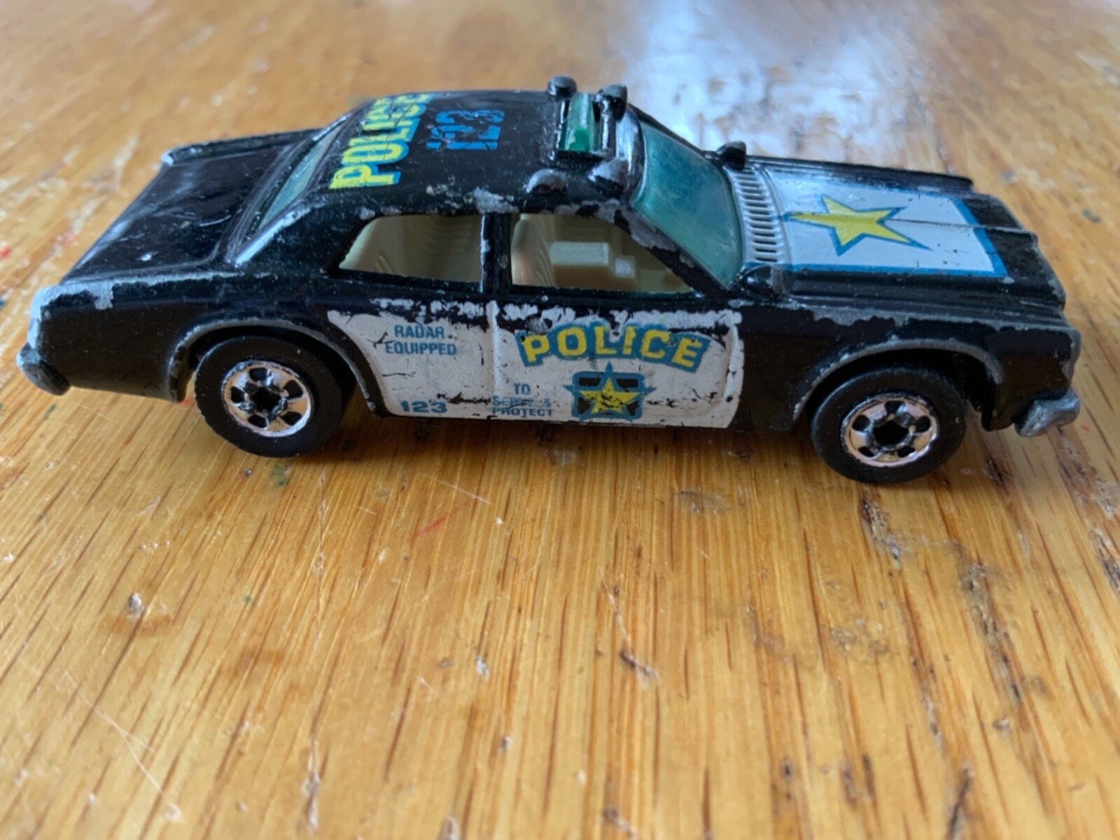 Picture 1 of 6