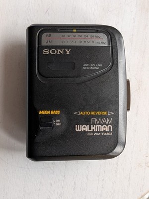 Sony Walkman WM-FX303 FM/AM Cassette Player   Mega Bass, Auto Reverse, For Parts