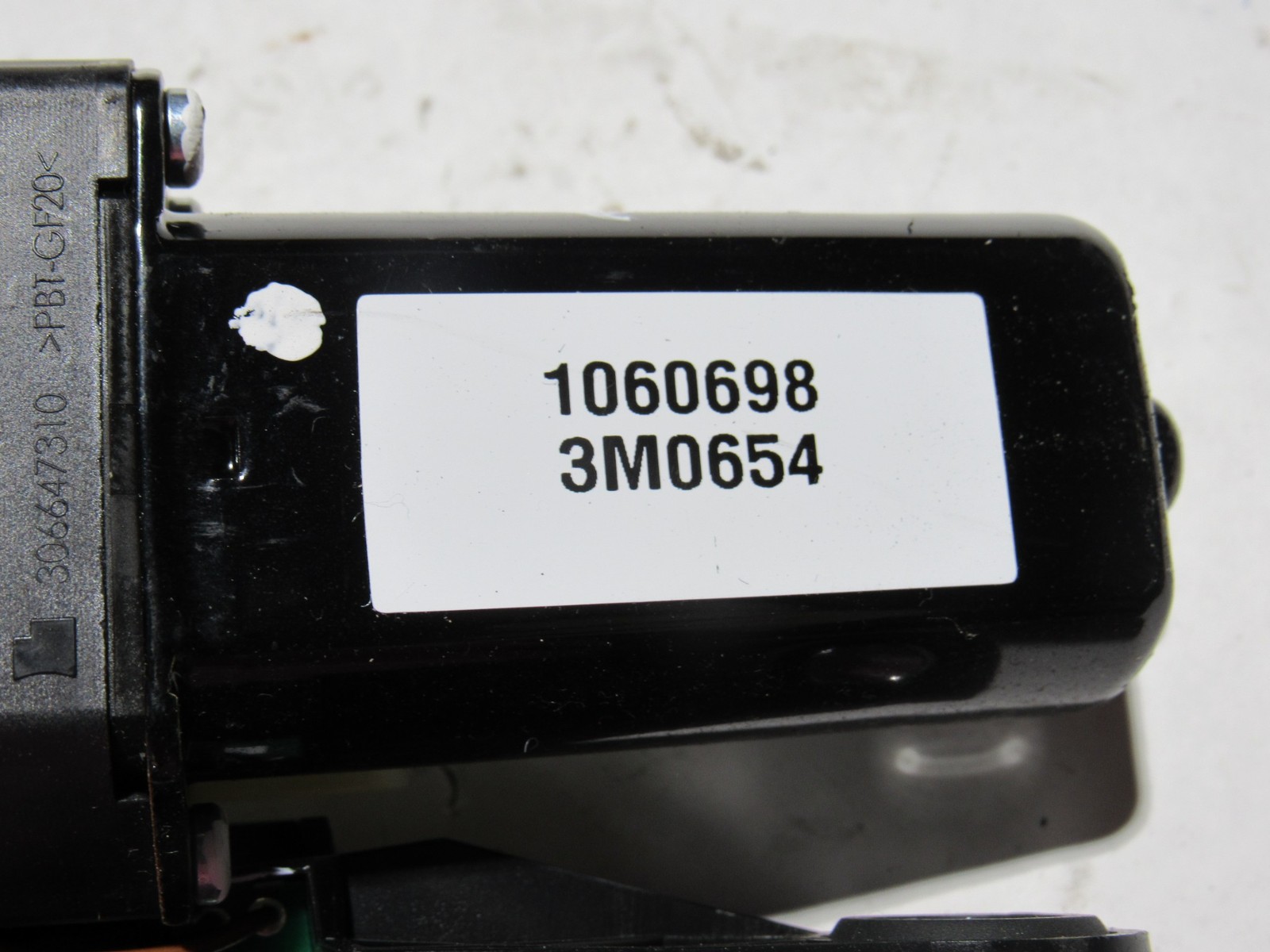 Bentley Continental GT 2012 Right Passenger Seat Belt Feeder Motor 11-18 ;#3
