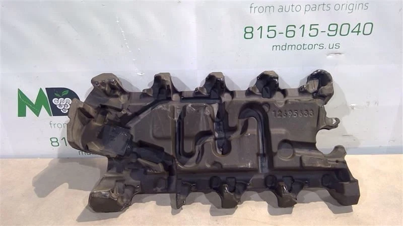 Chevrolet Tahoe 2018-2019 colector de admisión con cuerpo de acelerador 12693744 Foto 3 de 4