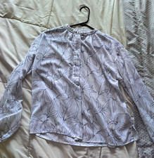 A New Day Women’s XS White Gray Floral Button Front Blouse Round Neck LS