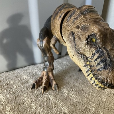 Mattel Jurassic Park Tyrannosaurus Rex 24 in Action Figure for