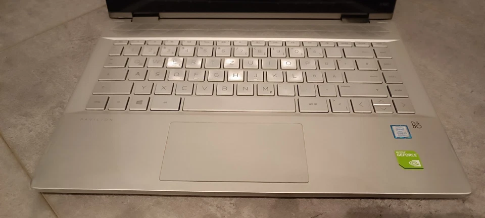 HP Pavilion 14-cd1102ng - Core i5 8th 256GB SSD - Windows 10 - Notebook/ Laptop - Bild 4 von 4