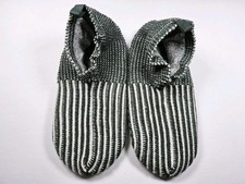 Bombas Gripper Slippers House Shoes Socks Size M M 7-9.5, W 9-11.5 
