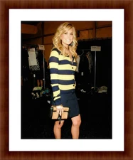 Carrie Underwood 8.5 x 11 Candid Color Unframed Photograph Collectable Art Print