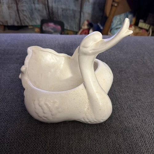 VTG MCM HULL USA POTTERY SWAN BIRD Bowl Planter Cache POT Large 10" As Is
