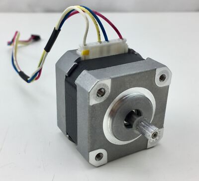 Japan Servo Co. Ltd - Schrittmotor - 1,8 Grad/Schritt - Zum Selbermachen CNC KH42HM2B045