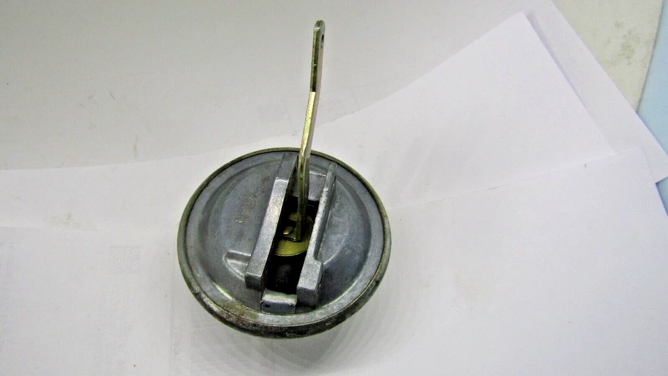 C0TF-12370A DD-13 распределитель вакуума Ford грузовик 60 72 F100 F700 новый из старых запасов - Изображение 4 из 4