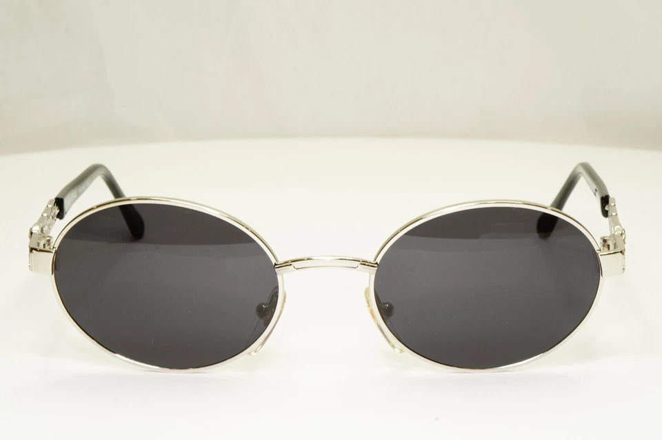 Gianni Versace 1995 Vintage Silver Medusa Round Black Sunglasses MOD G43 COL 26M - Imagem 2 de 4