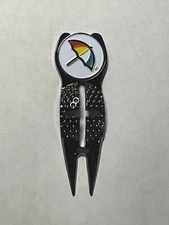 Rare Crosshairs Divot Tool & Arnold Palmer Umbrella 1" Coin Style Golf Marker
