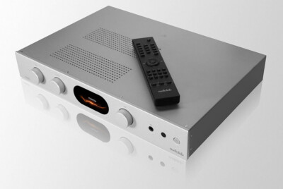 Audiolab 7000A Stereo Integrated Amplifier Silver Brand New 3 Year Warranty