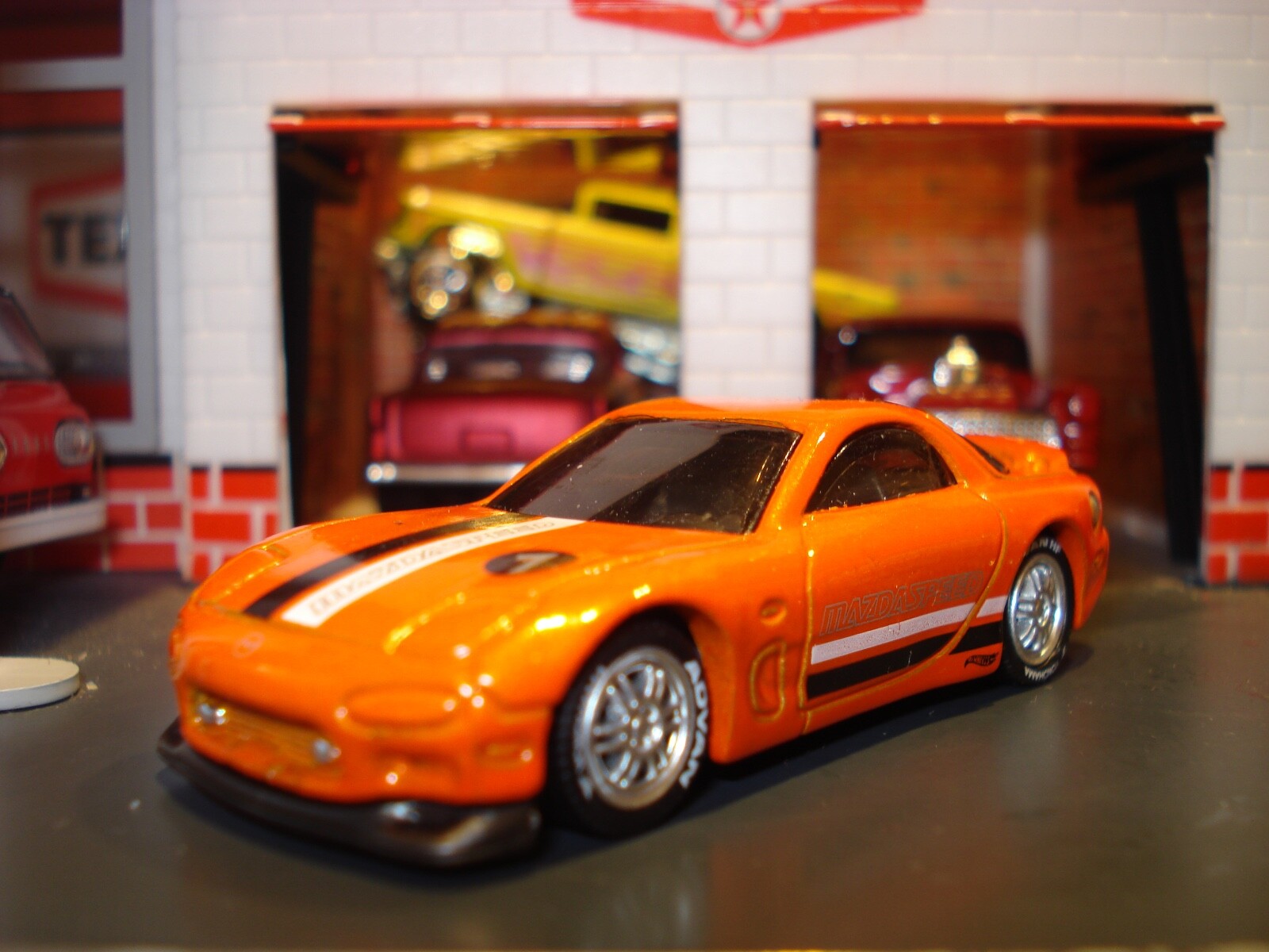 1995 Mazda RX-7 Custom Edition 1/64 Hot Wheels with JDM Wheels-image