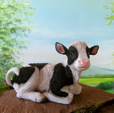 Kuh liegend natürlich Deko Figur Kalb Kälbchen wetterfest Gartenfigur Garten Neu