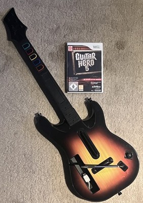 Nintendo Wii Guitar Hero 5 Spiel + Gitarre - Deutsch
