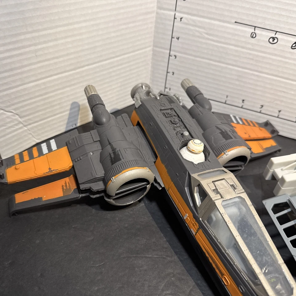 STAR WARS HÉROES GALÁCTICOS NAVE FANTASMA REBELDE CON ALA X, REY, FINN + WICKET Foto 3 de 4