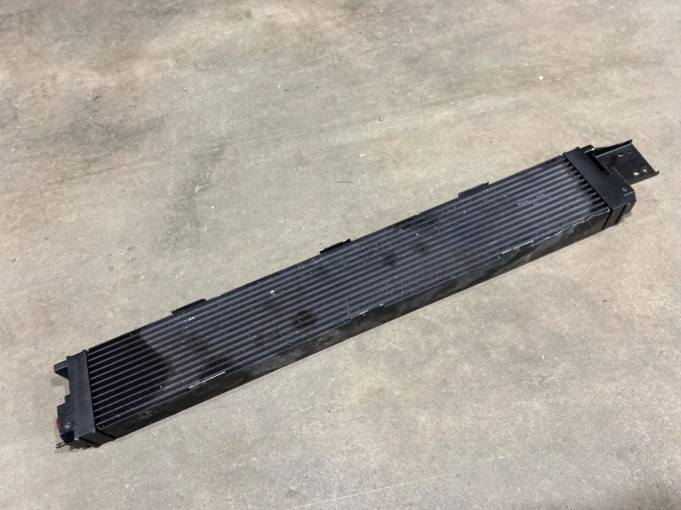 8K0117021B Oil Cooler 2013-2015 Audi RS5 OEM 97K Miles (TL) Foto 3 de 4