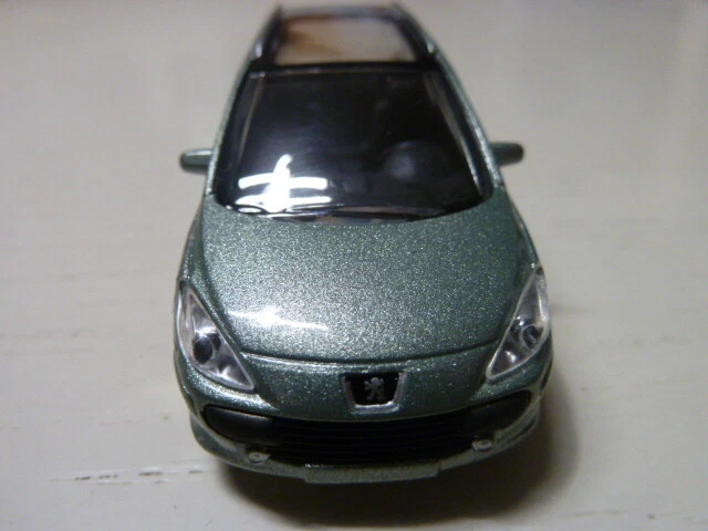 NOREV 3 INCHES PEUGEOT 307 SW - Photo 2/4